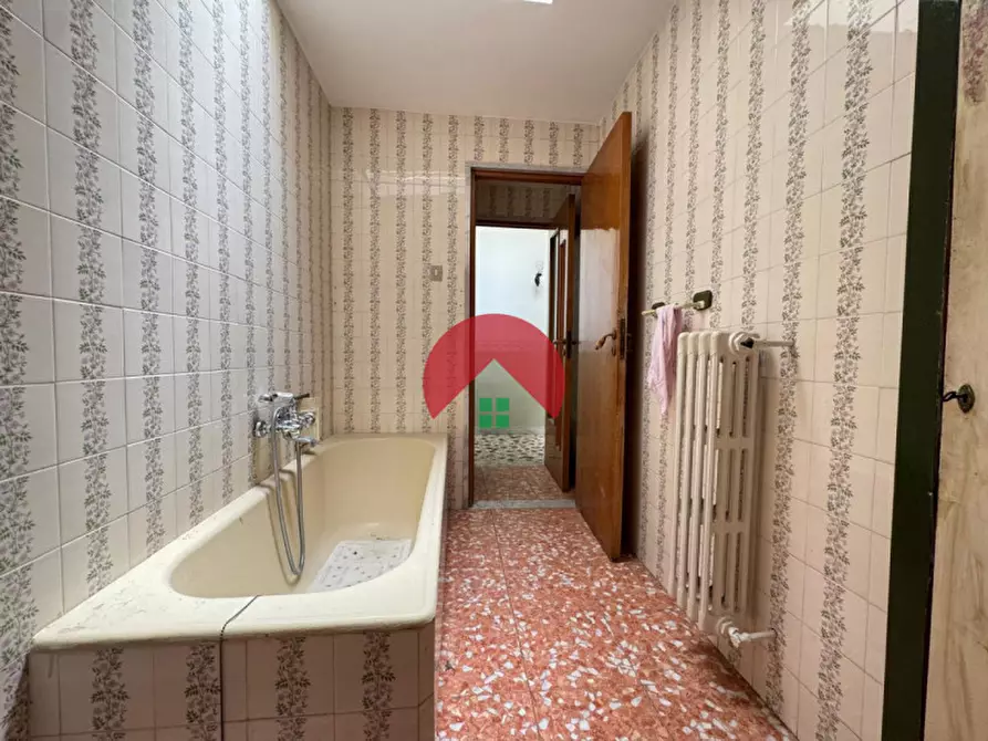 Immagine 19 di Appartamento in vendita  a Matera