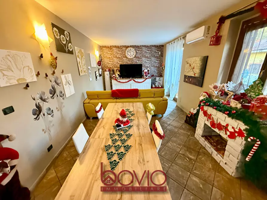 Immagine 20 di Appartamento in vendita  in Strada del Mondino 7 a Castiglione Torinese