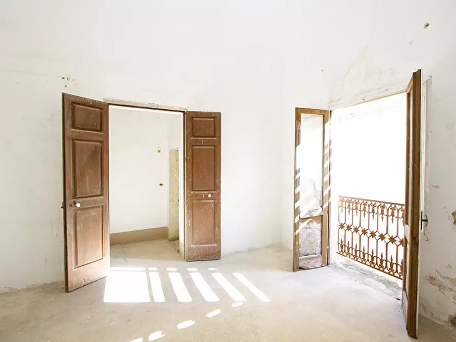 Immagine 2 di Casa indipendente in vendita  in Via San Biagio a Matino
