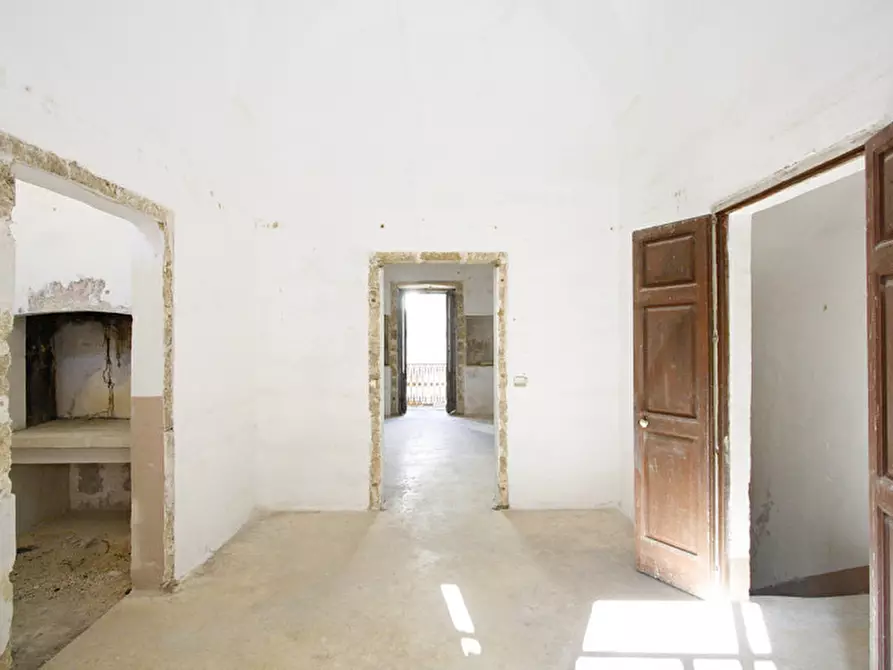 Immagine 25 di Casa indipendente in vendita  in Via San Biagio a Matino