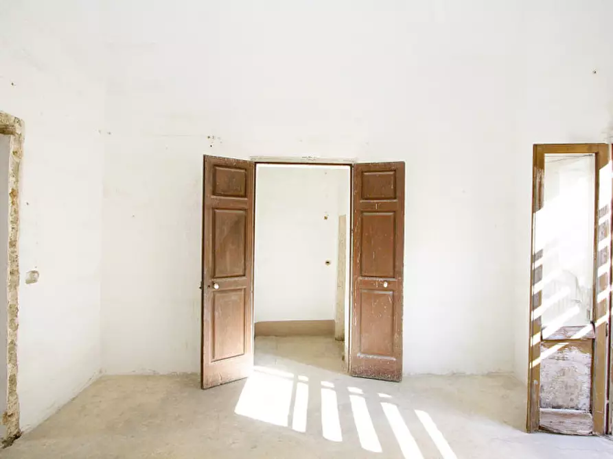 Immagine 27 di Casa indipendente in vendita  in Via San Biagio a Matino