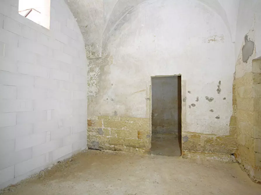 Immagine 36 di Casa indipendente in vendita  in Via San Biagio a Matino