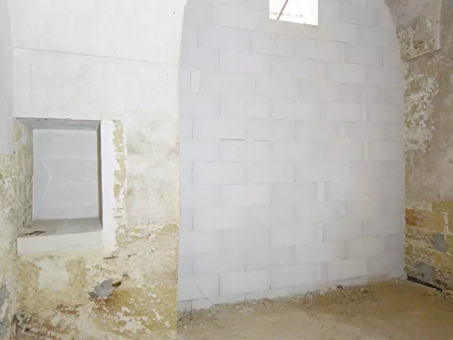 Immagine 38 di Casa indipendente in vendita  in Via San Biagio a Matino