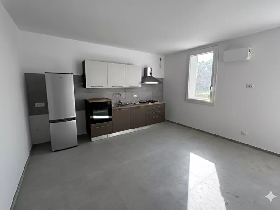 Immagine 5 di Appartamento in affitto  a Trecenta