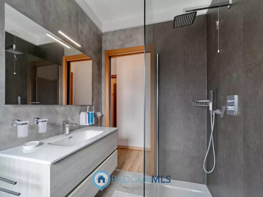 Immagine 14 di Appartamento in vendita  in Via A. Canova a Noventa Padovana