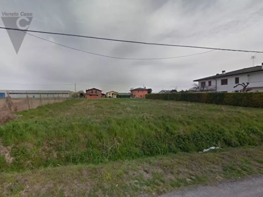 Immagine 7 di Terreno in vendita  a Legnaro