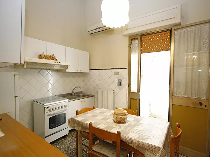 Immagine 8 di Casa indipendente in vendita  in Via Don Bosco a Matino