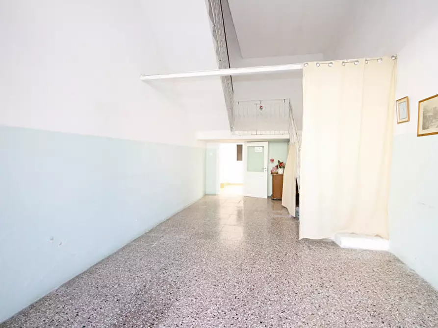 Immagine 15 di Casa indipendente in vendita  in Via Don Bosco a Matino