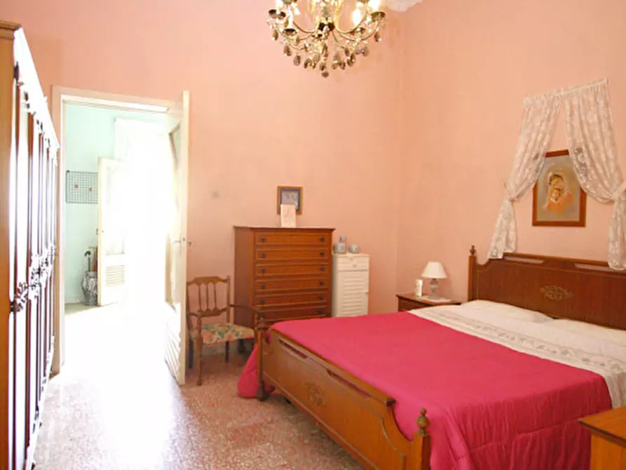 Immagine 28 di Casa indipendente in vendita  in Via Don Bosco a Matino