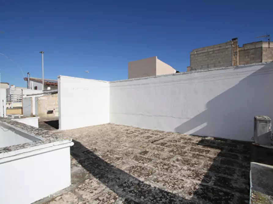 Immagine 39 di Casa indipendente in vendita  in Via Don Bosco a Matino