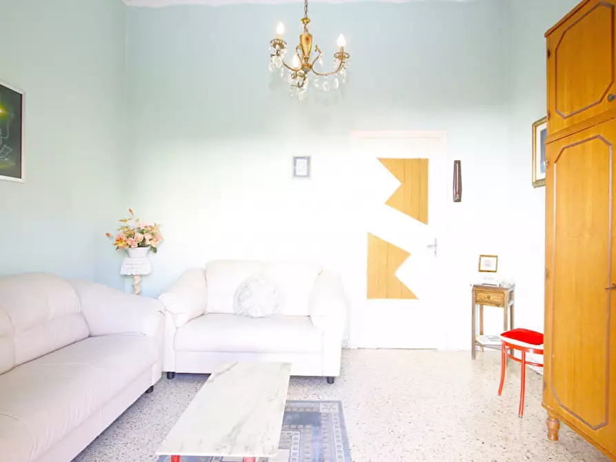 Immagine 42 di Casa indipendente in vendita  in Via Don Bosco a Matino