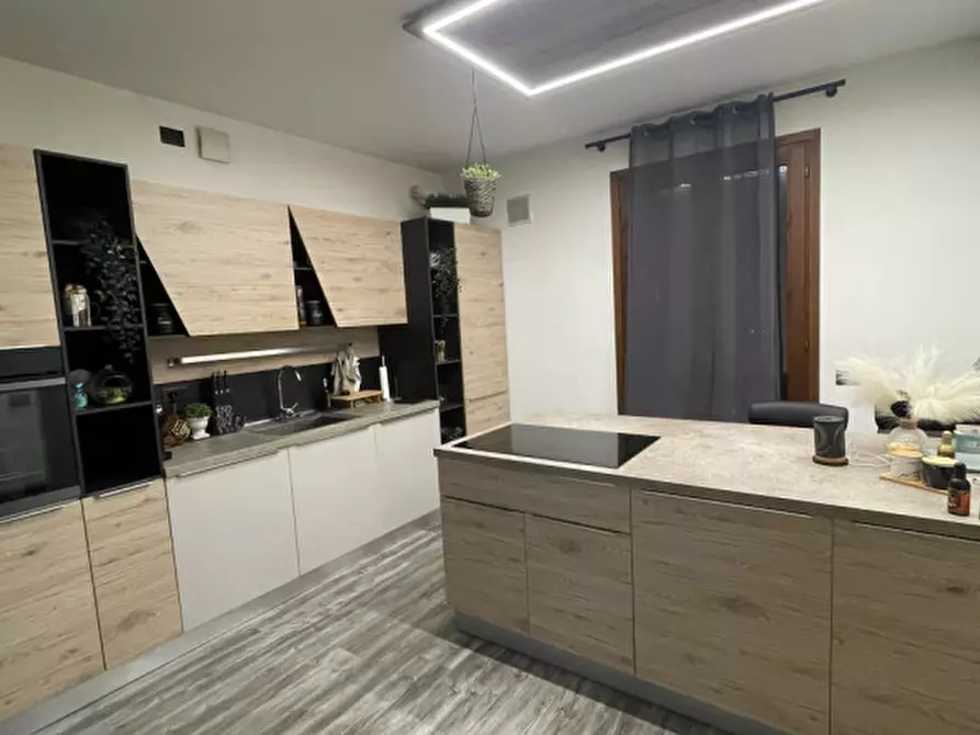 Immagine 1 di Appartamento in vendita  in Via San Martino a Padova