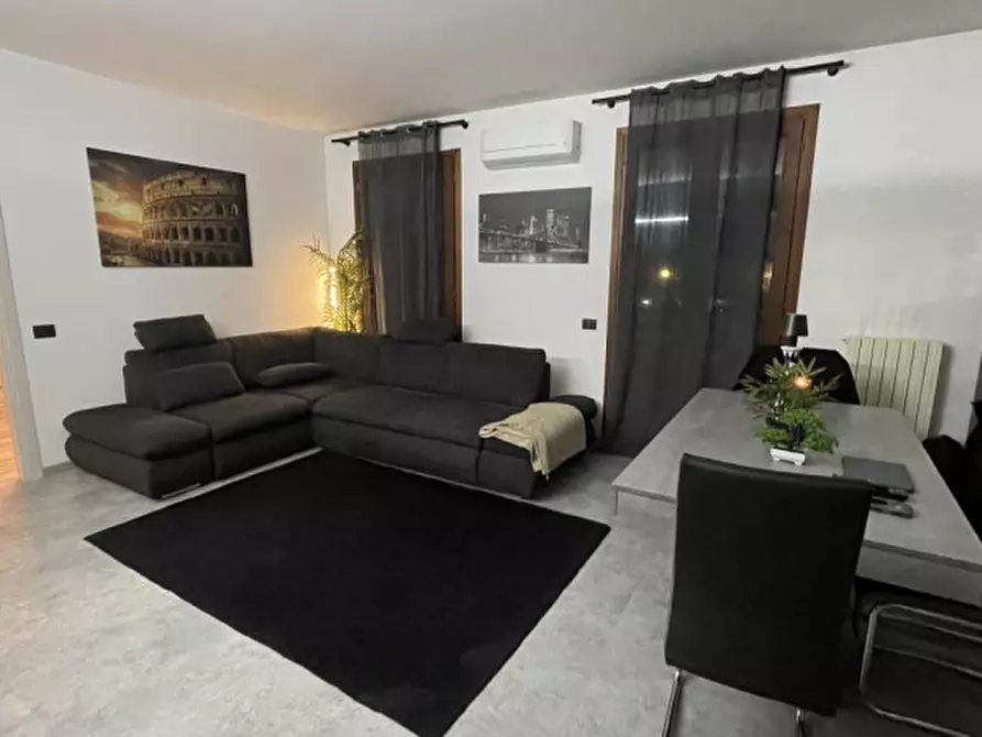 Immagine 5 di Appartamento in vendita  in Via San Martino a Padova