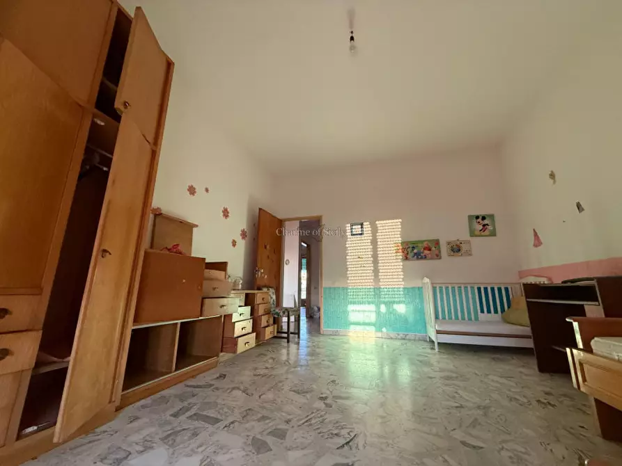Immagine 2 di Appartamento in vendita  in Via Resistenza Partigiana a Modica
