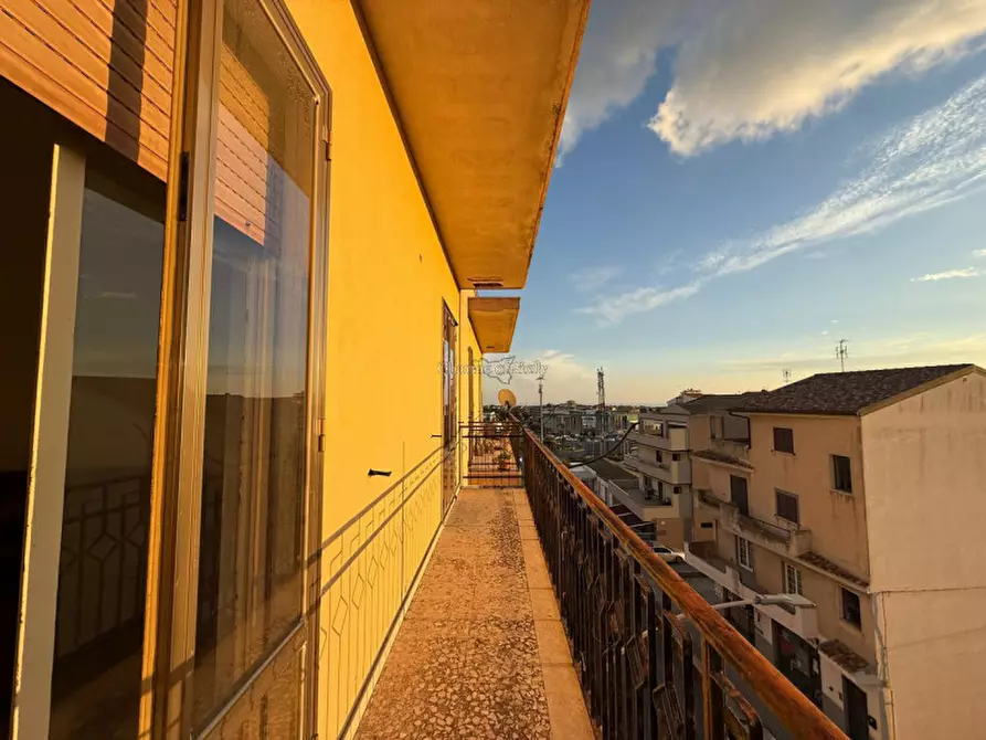Immagine 5 di Appartamento in vendita  in Via Resistenza Partigiana a Modica