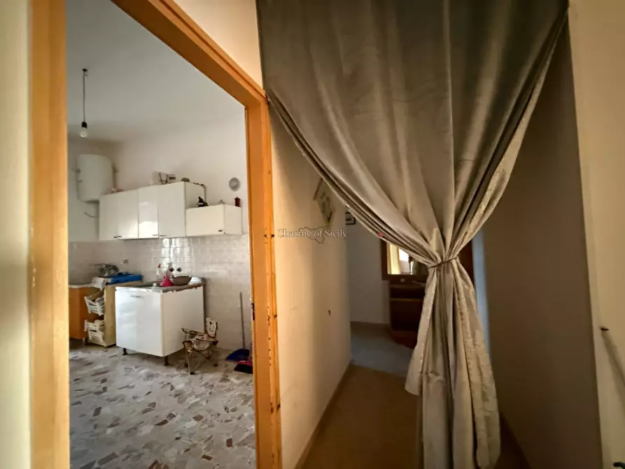 Immagine 13 di Appartamento in vendita  in Via Resistenza Partigiana a Modica