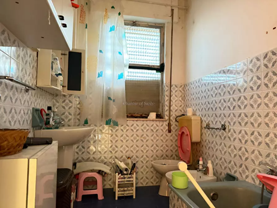 Immagine 30 di Appartamento in vendita  in Via Resistenza Partigiana a Modica