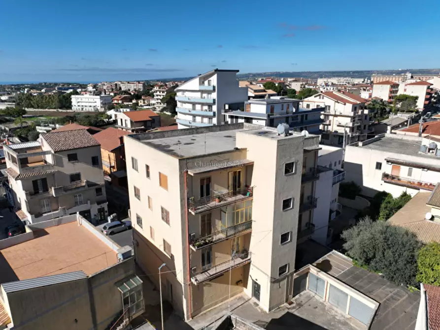 Immagine 34 di Appartamento in vendita  in Via Resistenza Partigiana a Modica