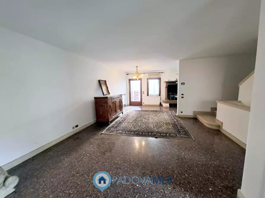 Immagine 25 di Palazzo in vendita  in Via dei Savonarola a Padova