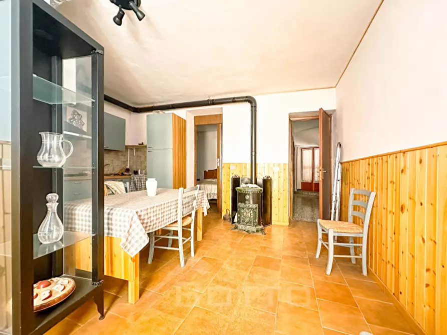 Immagine 5 di Casa bifamiliare in vendita  in Piazza Camillo Benso Conte di Cavour, 8 a Romagnano Sesia