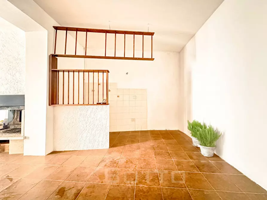 Immagine 7 di Casa bifamiliare in vendita  in Piazza Camillo Benso Conte di Cavour, 8 a Romagnano Sesia