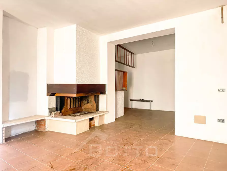 Immagine 8 di Casa bifamiliare in vendita  in Piazza Camillo Benso Conte di Cavour, 8 a Romagnano Sesia