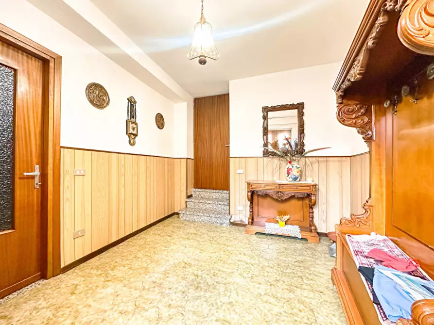 Immagine 10 di Casa bifamiliare in vendita  in Piazza Camillo Benso Conte di Cavour, 8 a Romagnano Sesia