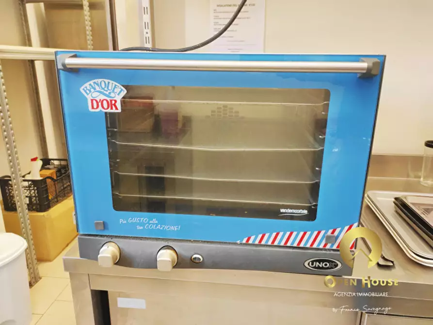 Immagine 13 di Attività commerciale in affitto  in via belzoni 51 a Padova