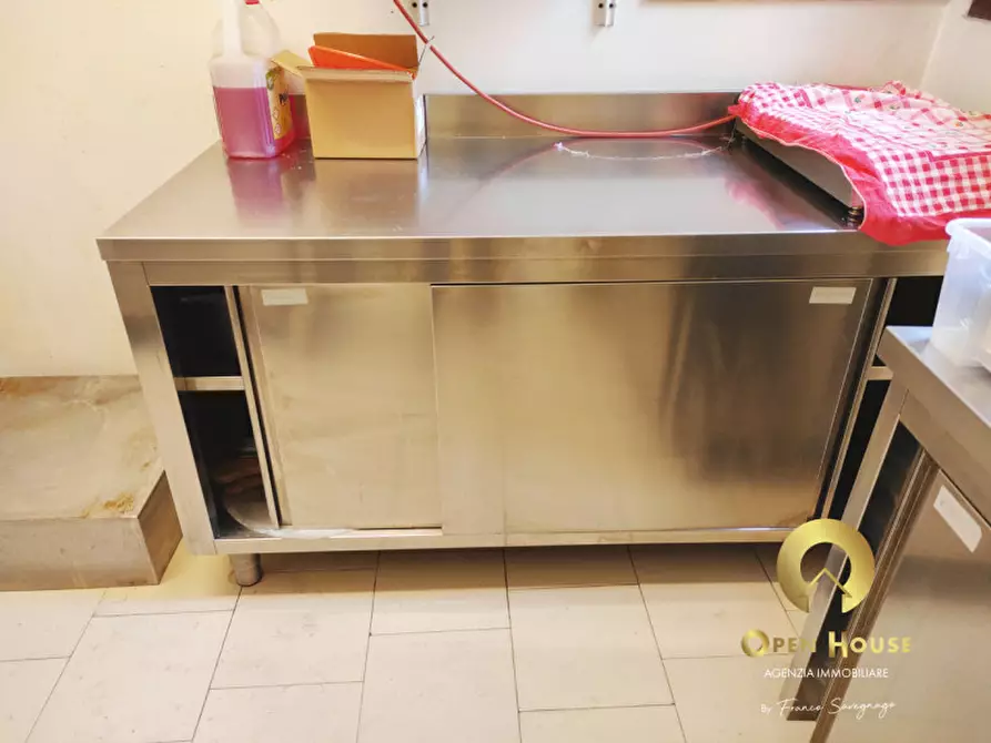 Immagine 15 di Attività commerciale in affitto  in via belzoni 51 a Padova