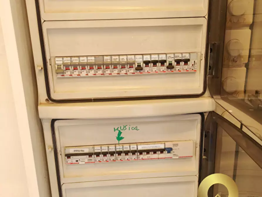 Immagine 27 di Attività commerciale in affitto  in via belzoni 51 a Padova