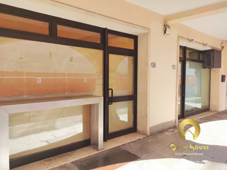 Immagine 34 di Attività commerciale in affitto  in via belzoni 51 a Padova