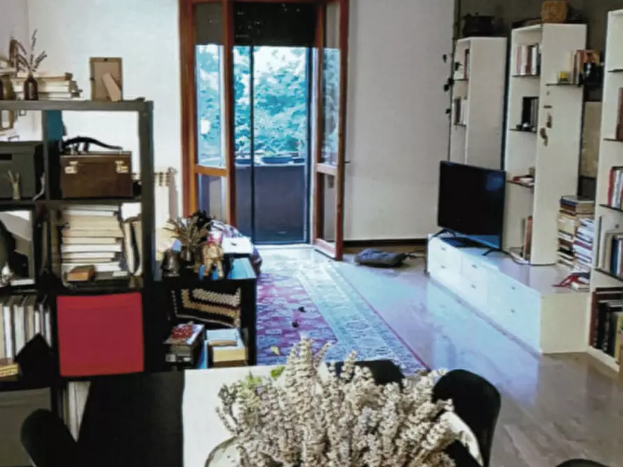 Immagine 1 di Appartamento in vendita  a Rovigo