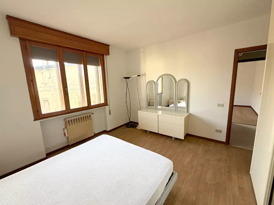 Immagine 6 di Appartamento in vendita  a Rovigo