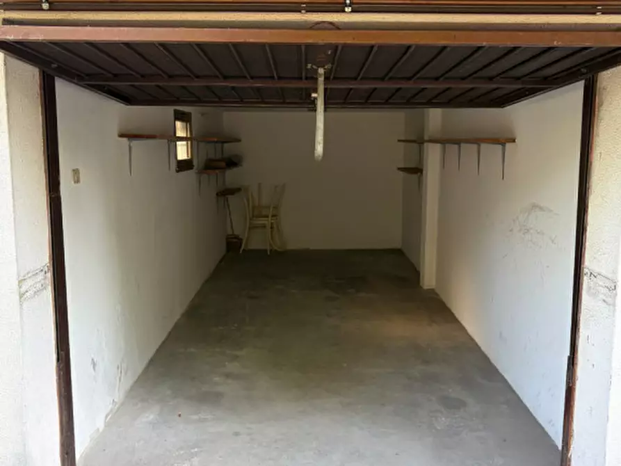 Immagine 9 di Appartamento in vendita  a Rovigo