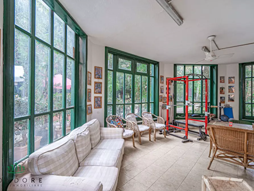 Immagine 16 di Attività commerciale in vendita  in Via San Donato a Bologna