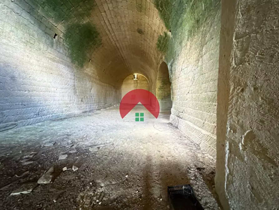 Immagine 3 di Villa in vendita  in Contrada le piane a Matera