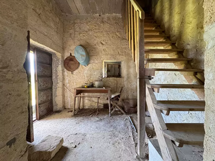 Immagine 12 di Villa in vendita  a Matera