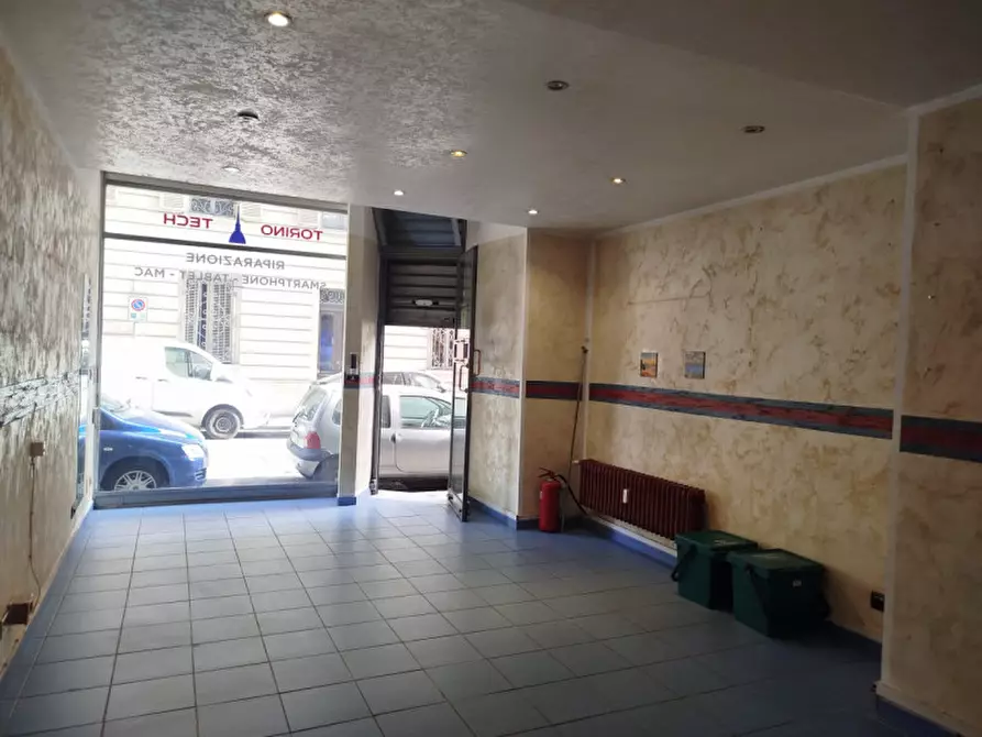 Immagine 6 di Negozio in affitto  in Via Claudio Beaumont 12/E a Torino