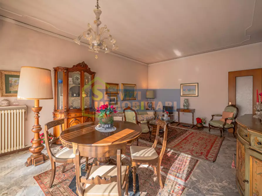 Immagine 5 di Appartamento in vendita  a Rovigo