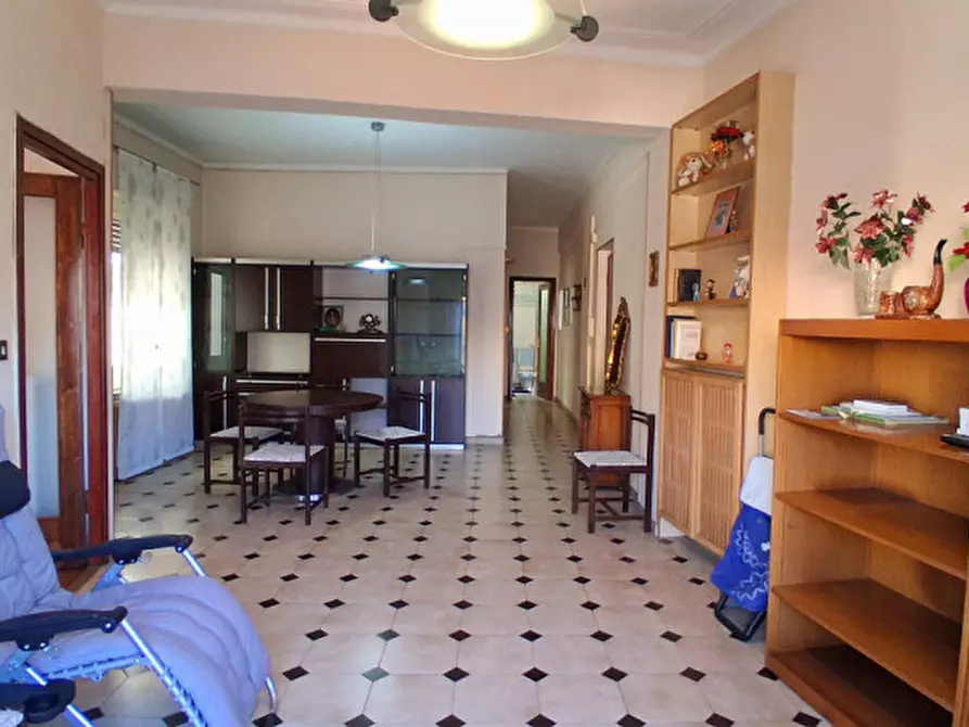 Immagine 1 di Appartamento in vendita  in Via Fiume a San Remo