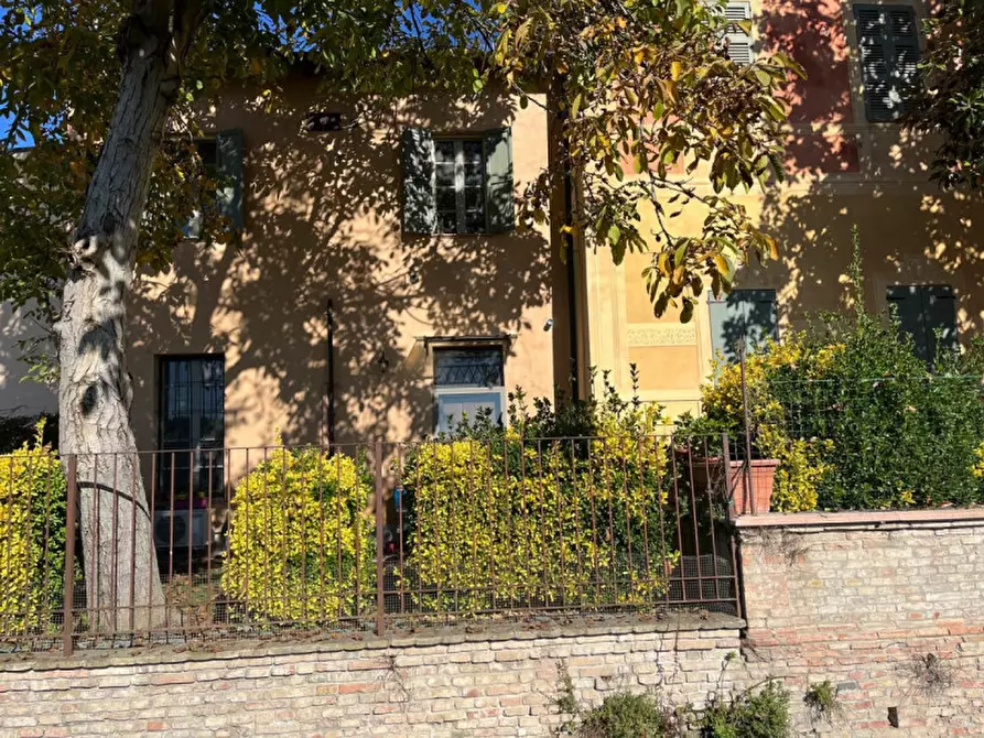 Immagine 2 di Appartamento in affitto  in Strada Angelica a Parma