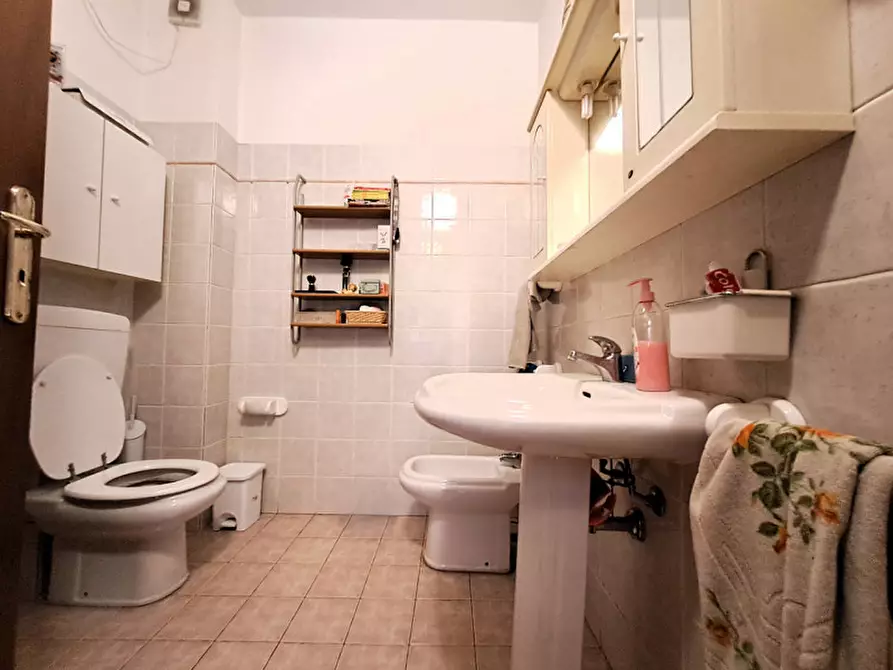 Immagine 15 di Appartamento in vendita  a Passignano Sul Trasimeno