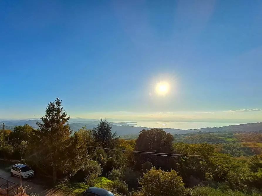 Immagine 31 di Appartamento in vendita  a Passignano Sul Trasimeno