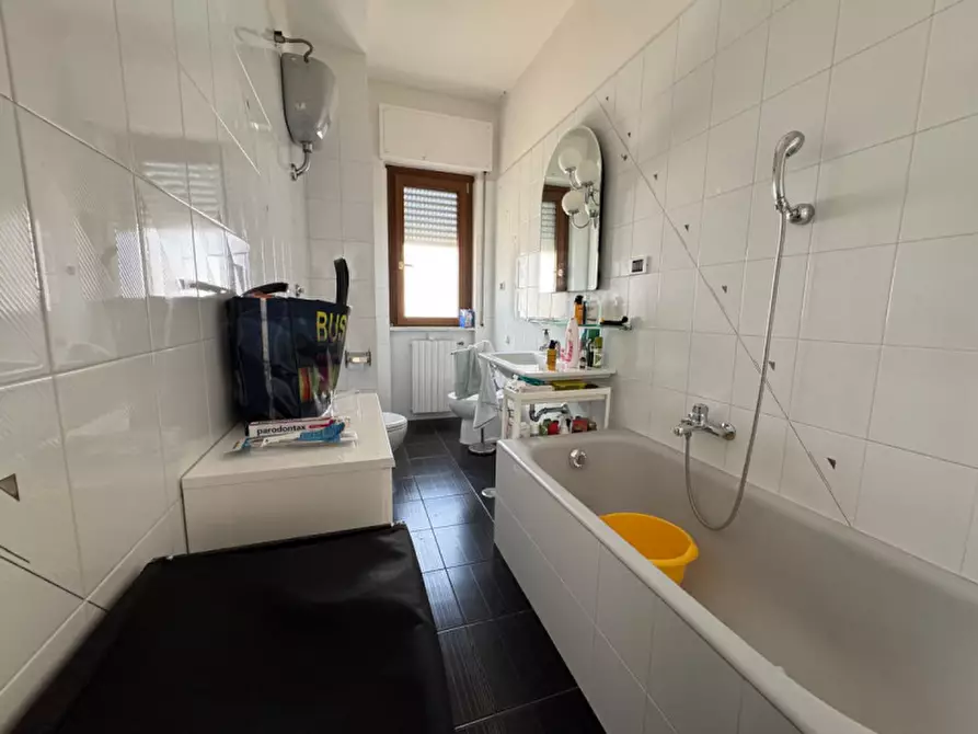 Immagine 10 di Appartamento in vendita  a Matera