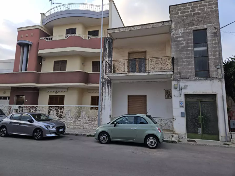 Immagine 1 di Appartamento in vendita  in Via Gaetano Terragno 39 a San Cesario Di Lecce
