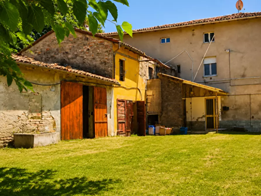 Immagine 6 di Casa bifamiliare in vendita  in Strada Chiesa di Castelnovo 20 a Parma
