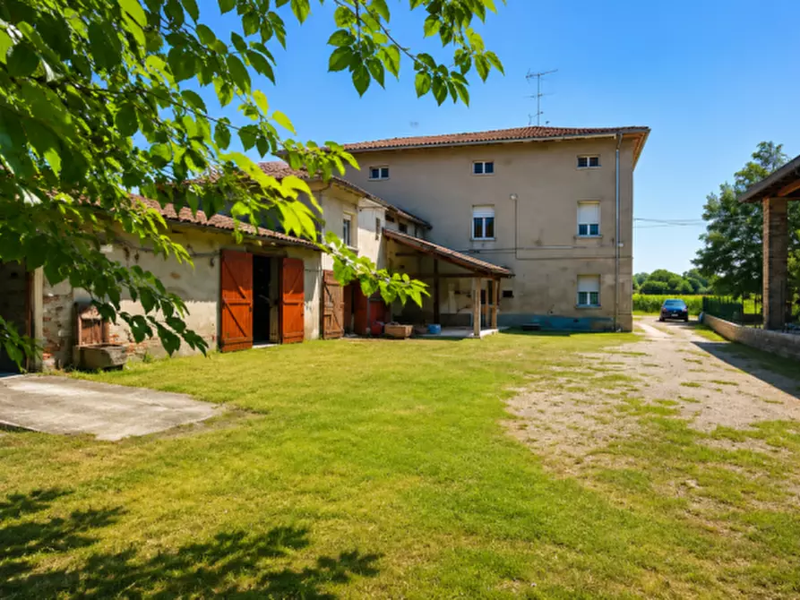 Immagine 31 di Casa bifamiliare in vendita  in Strada Chiesa di Castelnovo 20 a Parma