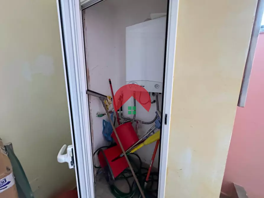 Immagine 8 di Laboratorio in vendita  in Via Nazionale a Matera
