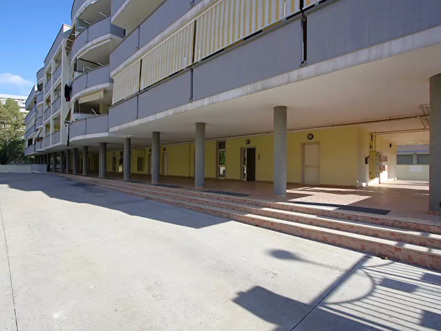 Immagine 3 di Garage in vendita  in Via Ungaretti a Gallipoli