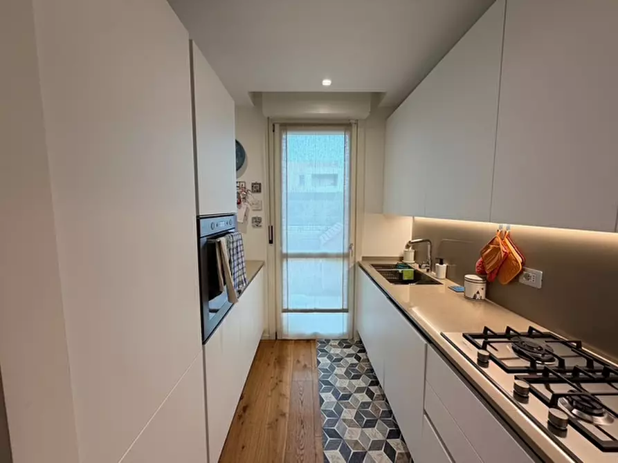 Immagine 3 di Appartamento in vendita  a Senigallia